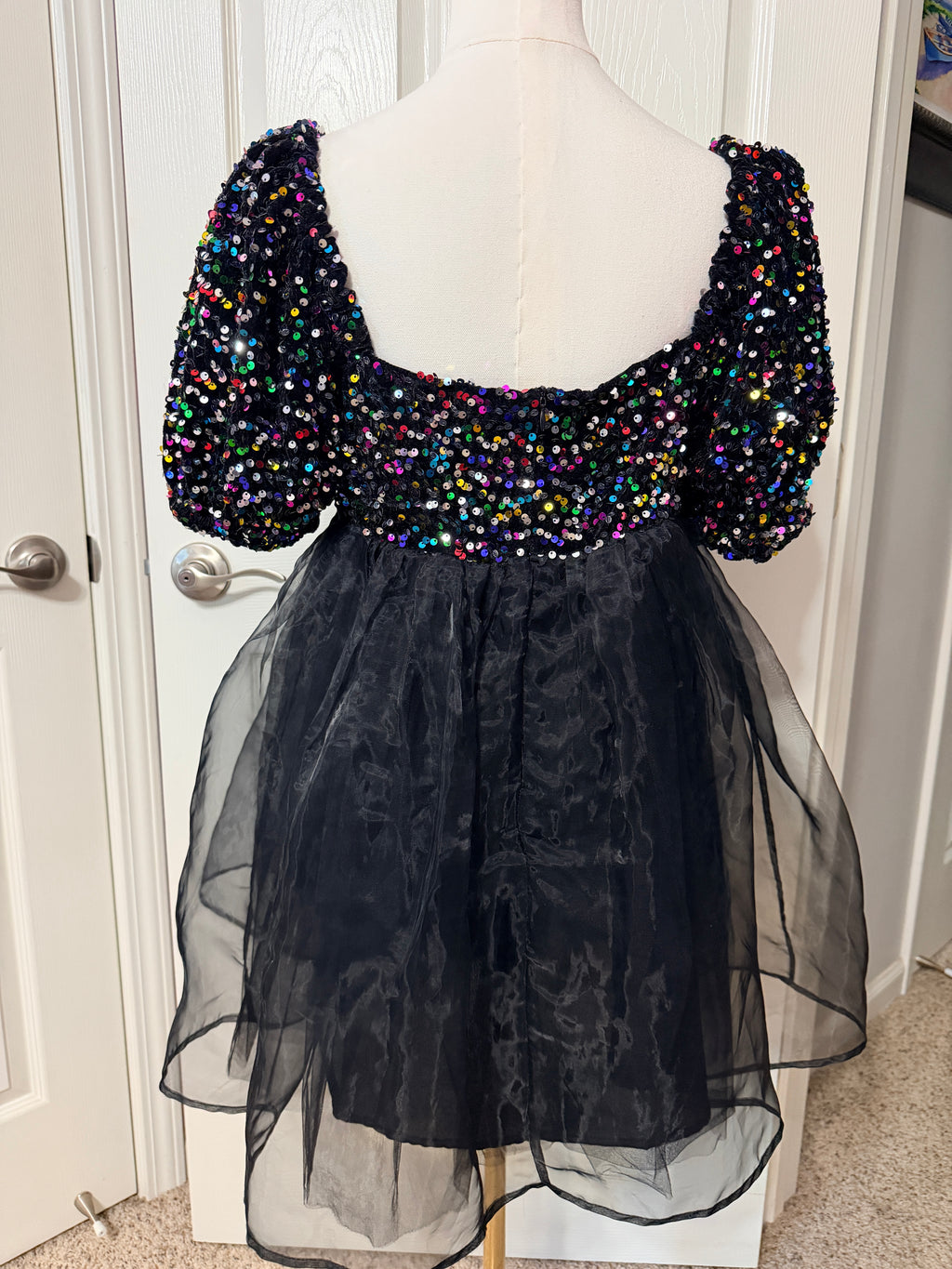 Black Multi Sequin Organza Puff Sleeve Babydoll Dress Size Medium