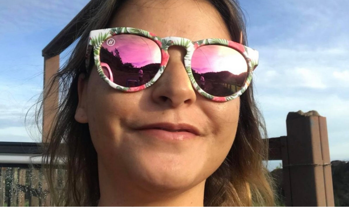 Blenders Summer Tropical Design Pink Lens (30-day rental)