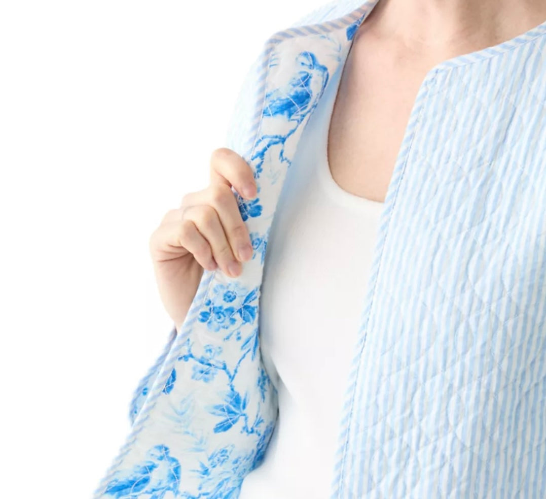 Crown & Ivy floral quilted jacket reversible (30-day rental)