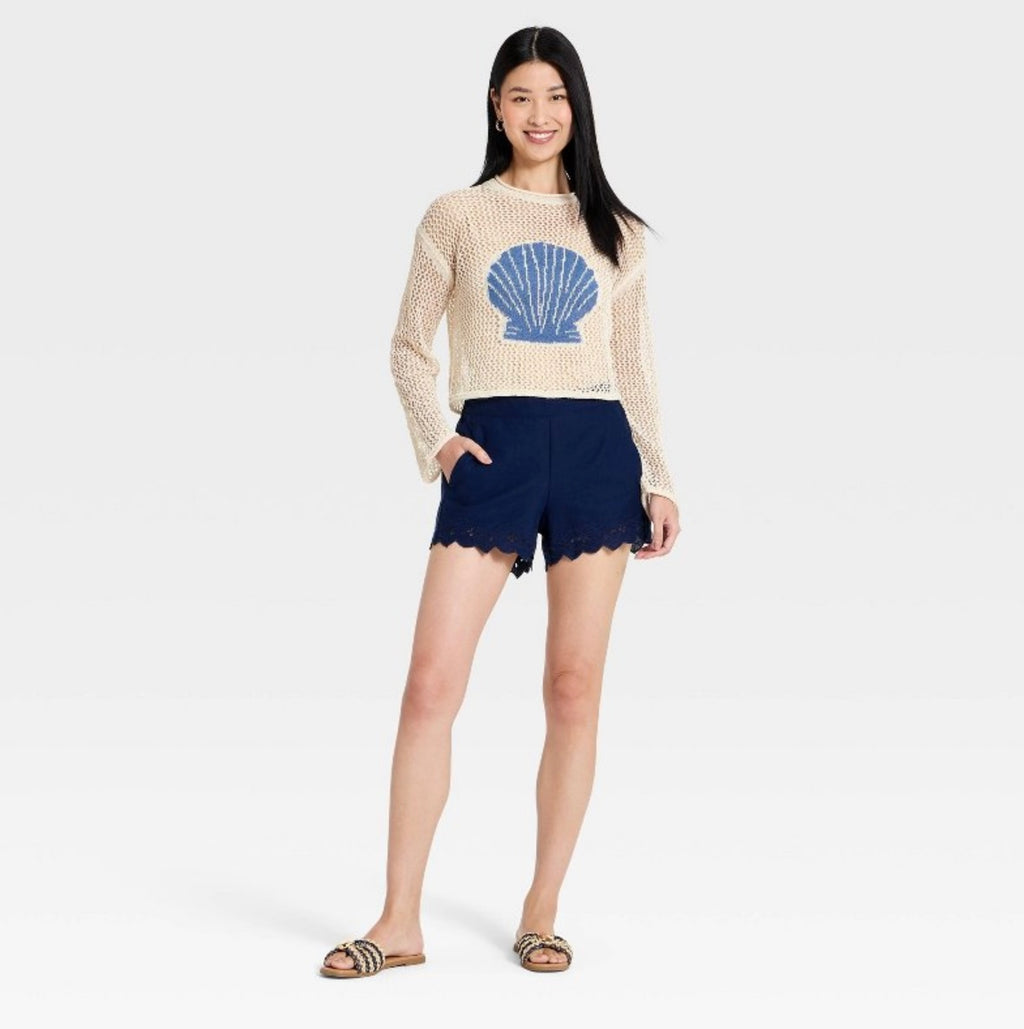 Women’s Pull-Over Sweater