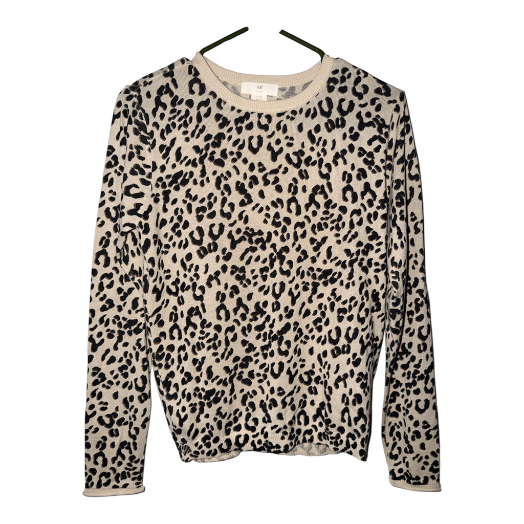H&M crew neck sweater leopard print pattern (30-day rental)
